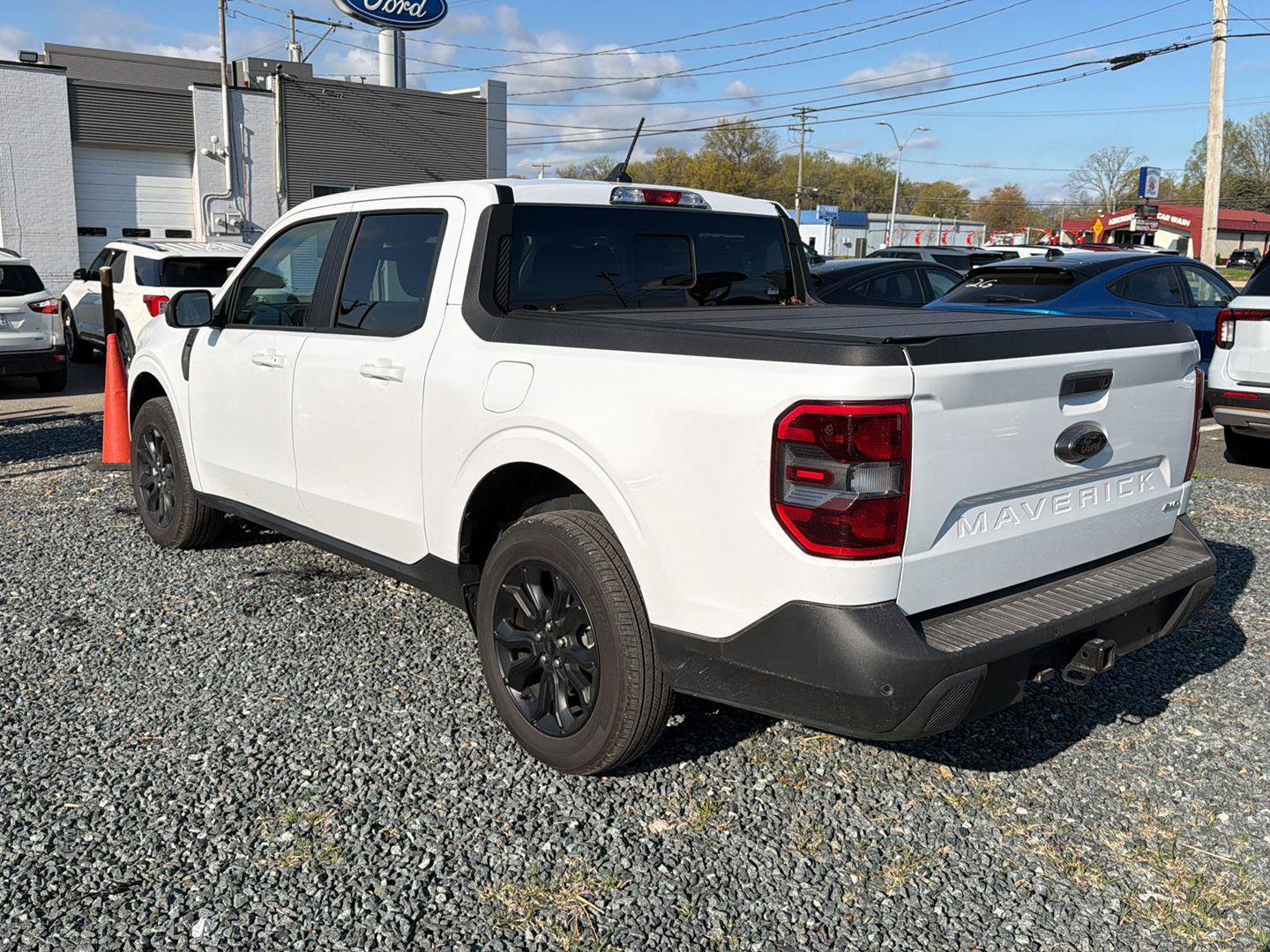 Certified 2024 Ford Maverick Lariat w/ Black Appearance Package image 3