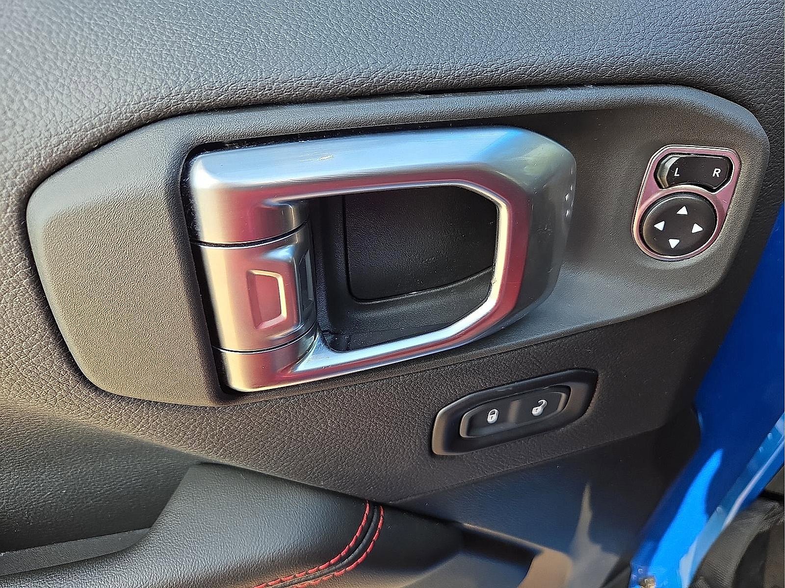 Used 2024 Jeep Wrangler Unlimited Rubicon 392 image 13