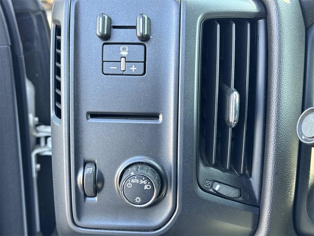 Used 2019 Chevrolet Silverado 2500 W/T w/ WT Convenience Package image 27