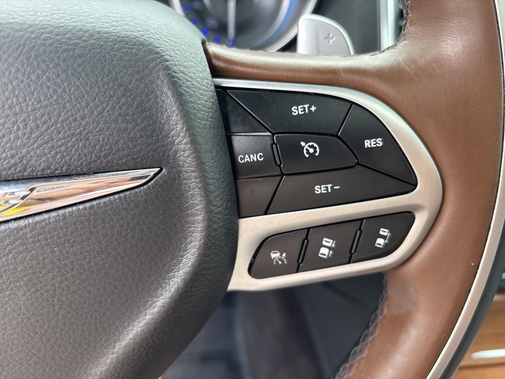 Used 2018 Chrysler 300 C w/ Safetytec Plus Group RWD image 20