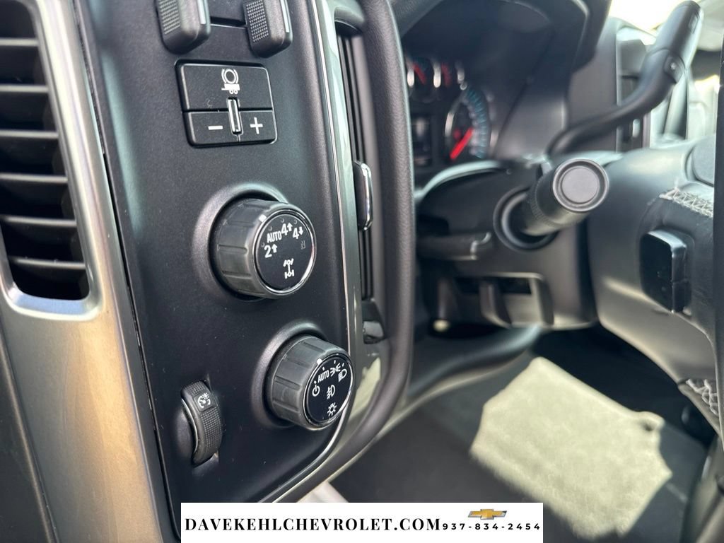 Used 2019 Chevrolet Silverado 1500 LT w/ All Star Edition AWD/4WD image 10
