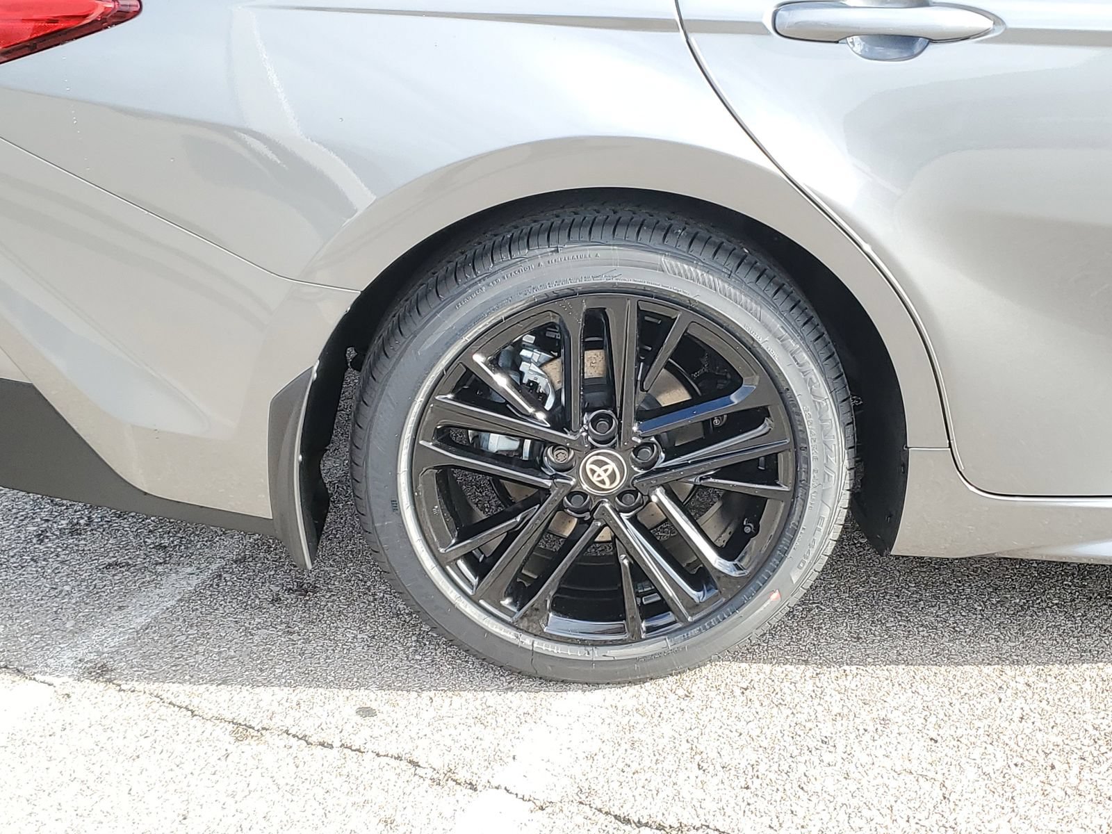 New 2026 Toyota Camry SE w/ Convenience Package FWD image 5