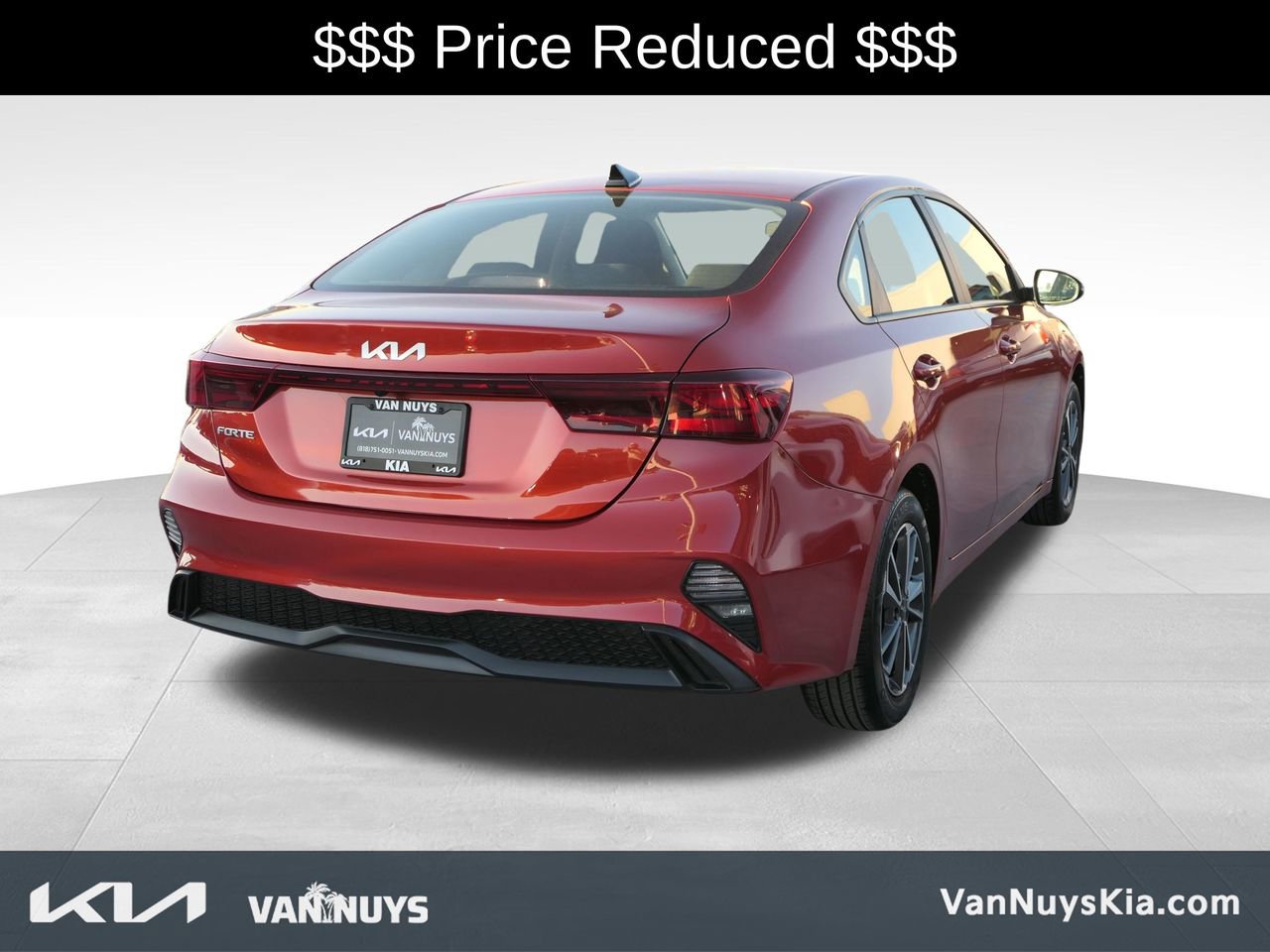 Used 2023 Kia Forte LXS w/ LXS Technology Package image 2