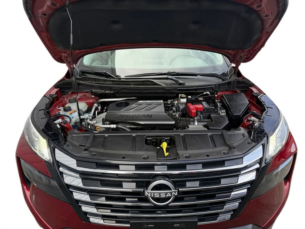 Used 2025 Nissan Rogue SV AWD/4WD image 18