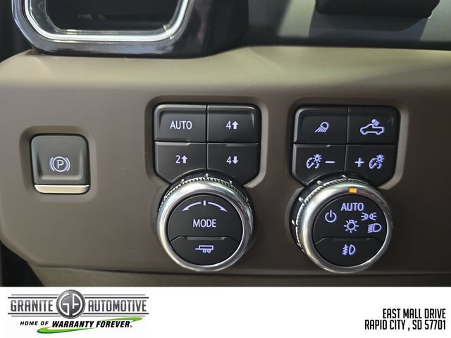 Used 2024 GMC Sierra 1500 Denali w/ Denali Reserve Package AWD/4WD image 33