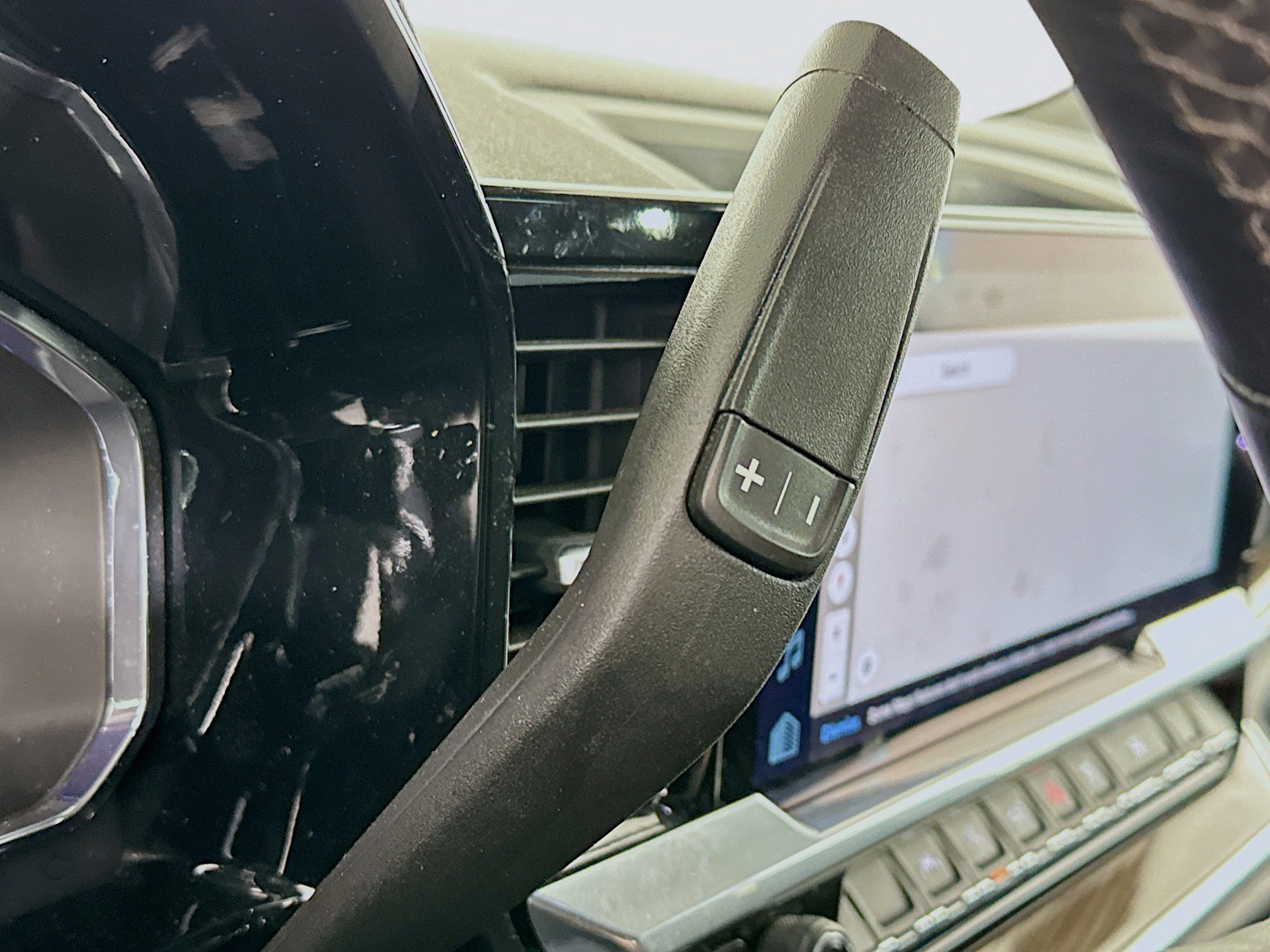 Used 2023 Chevrolet Silverado 1500 LT image 25