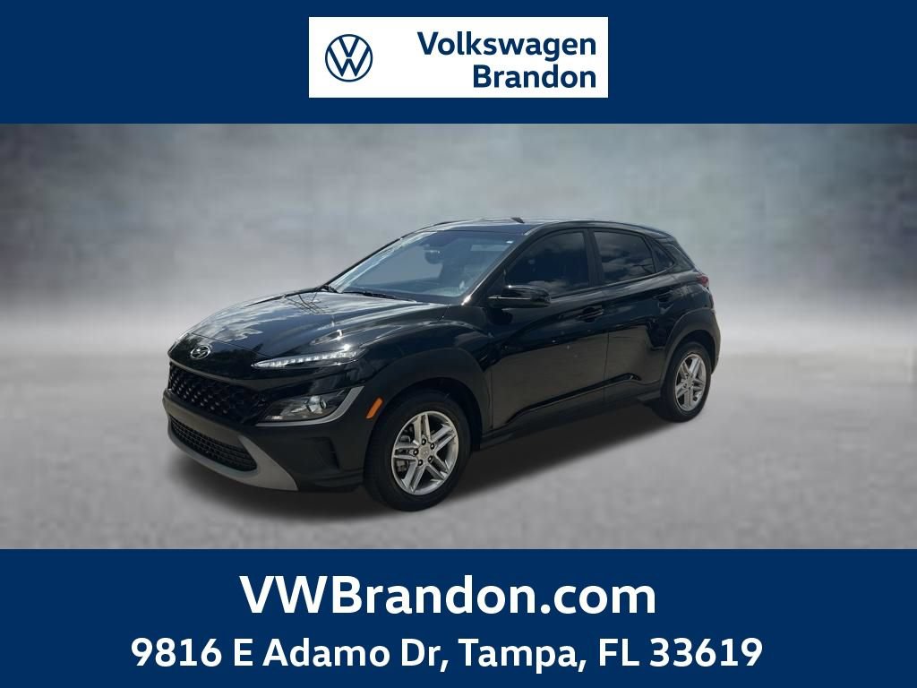 Used 2023 Hyundai Kona SE w/ Cargo Package FWD image 1