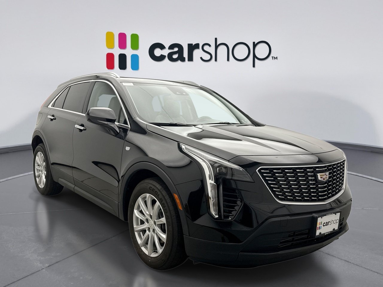 Used 2023 Cadillac XT4 Luxury w/ Cold Weather Package AWD/4WD image 7