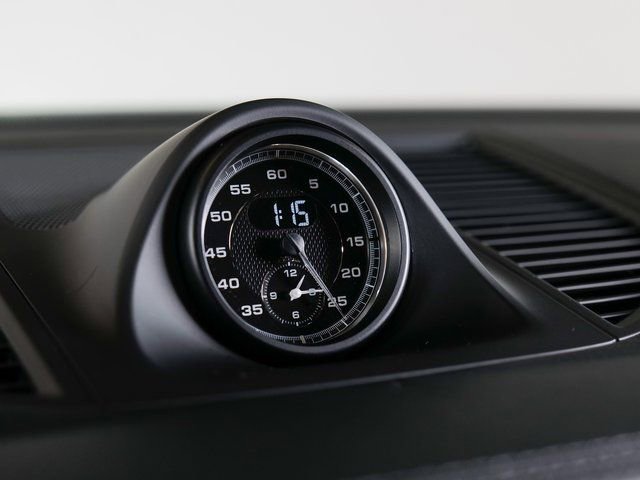 Certified 2023 Porsche Macan Turbo AWD/4WD image 23