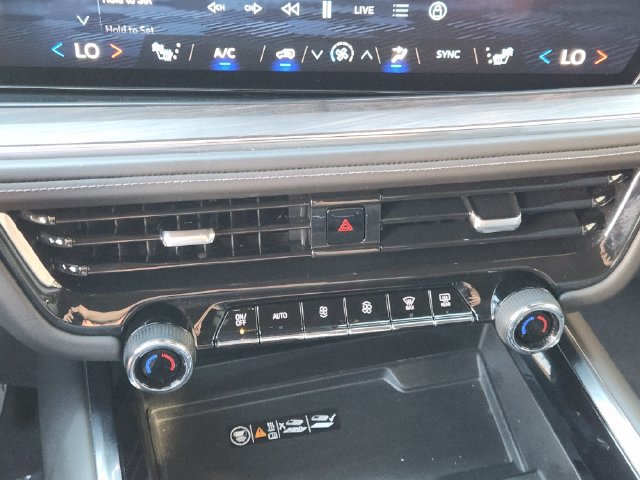 Used 2025 Chevrolet Tahoe LT AWD/4WD image 21