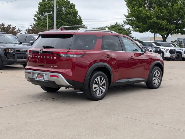 Used 2023 Nissan Pathfinder SL image 5