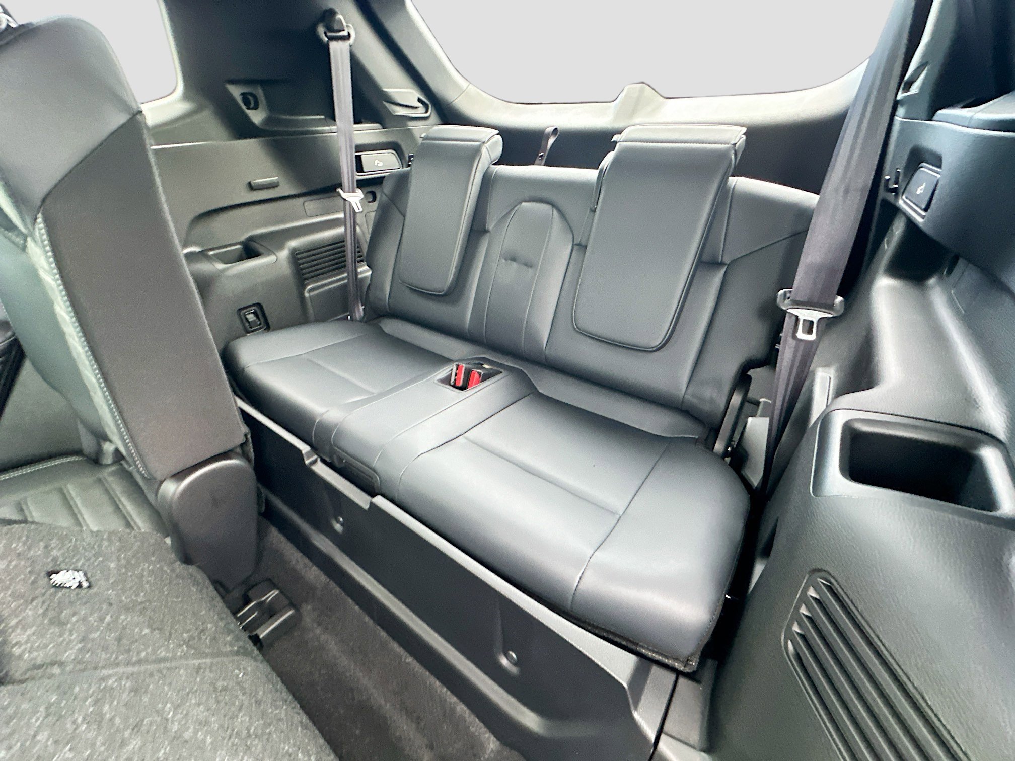 New 2026 Mitsubishi Outlander SE image 18