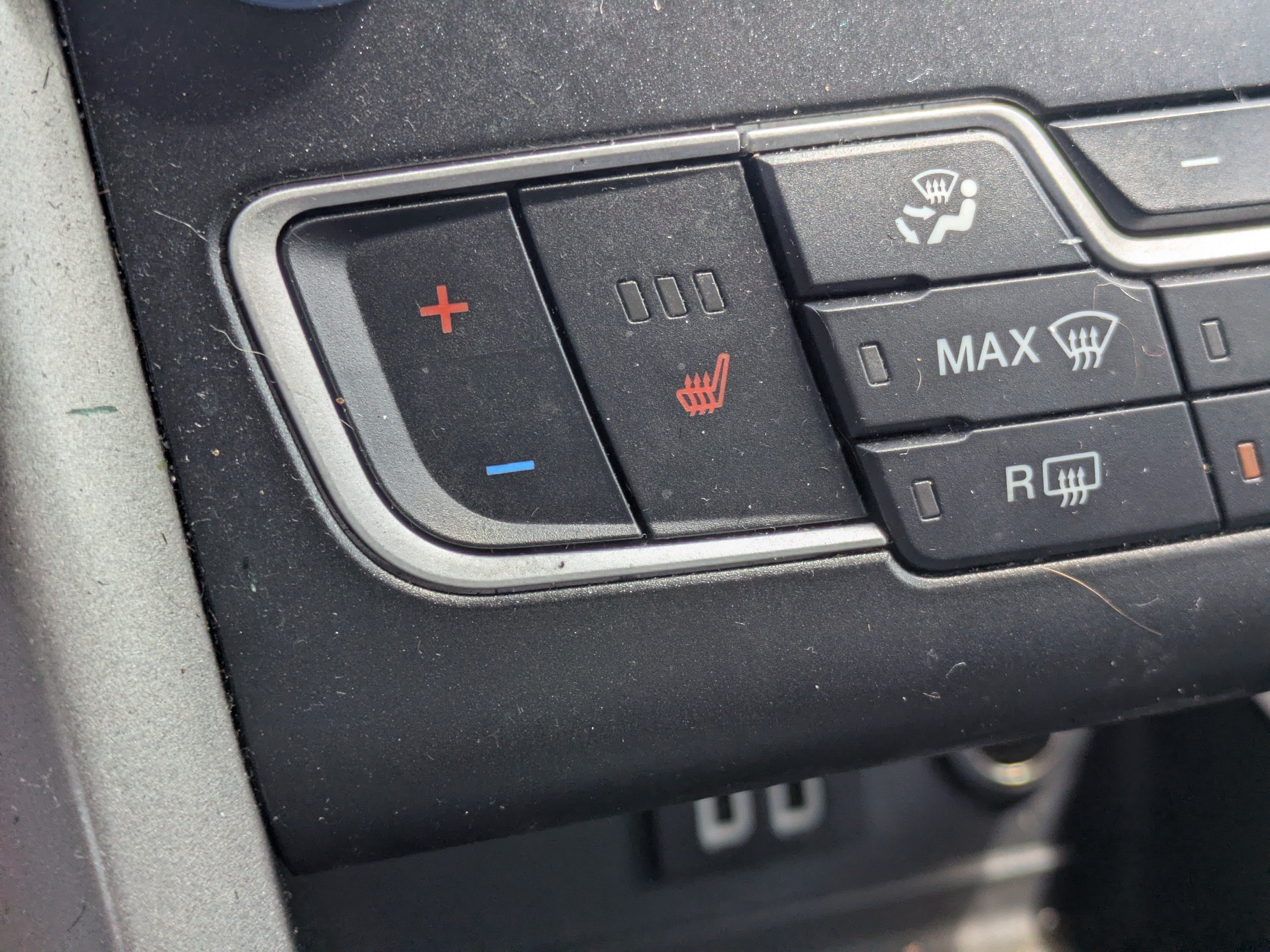 Used 2019 Ford Fusion SEL FWD image 22