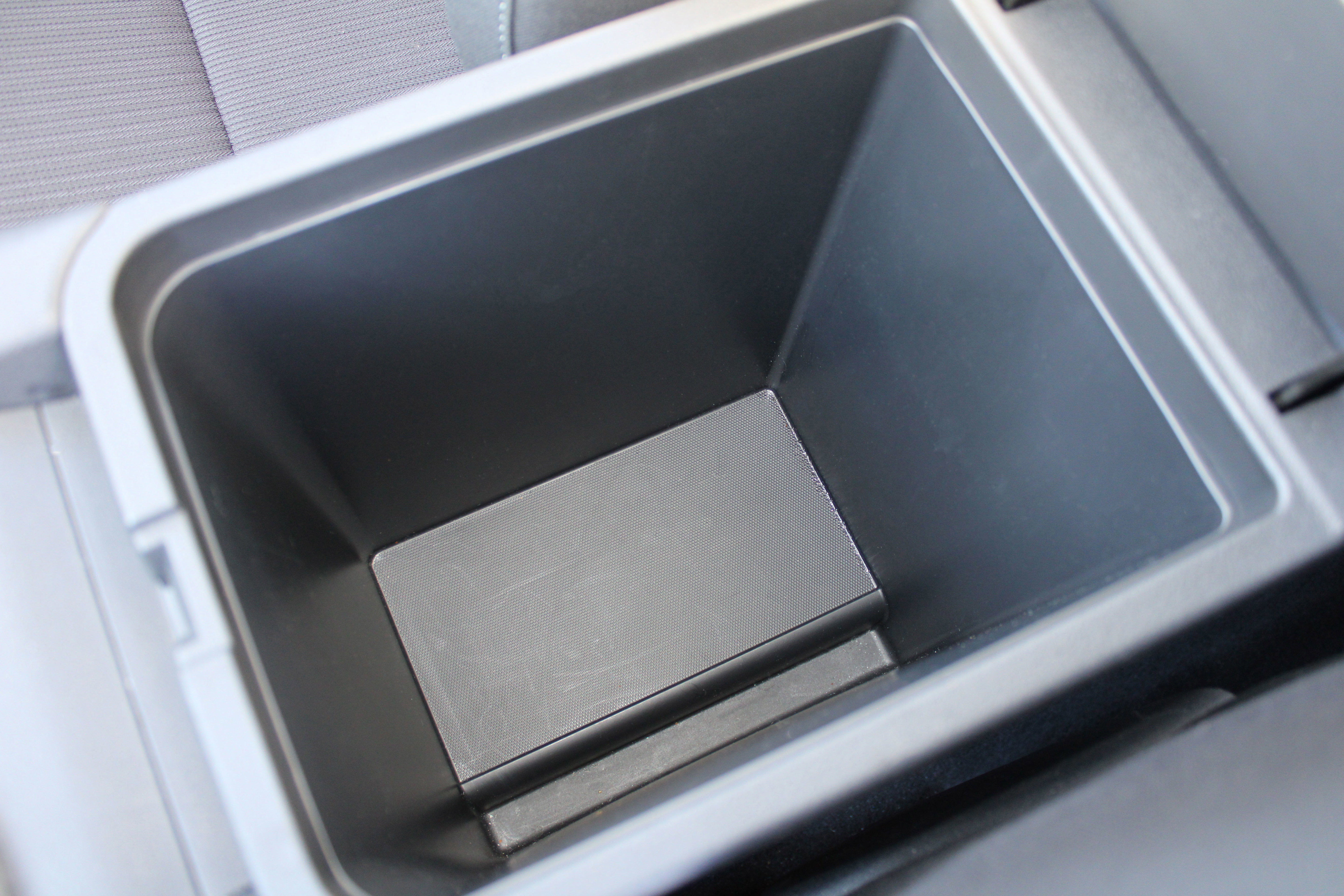 Used 2025 Nissan Sentra SV image 34