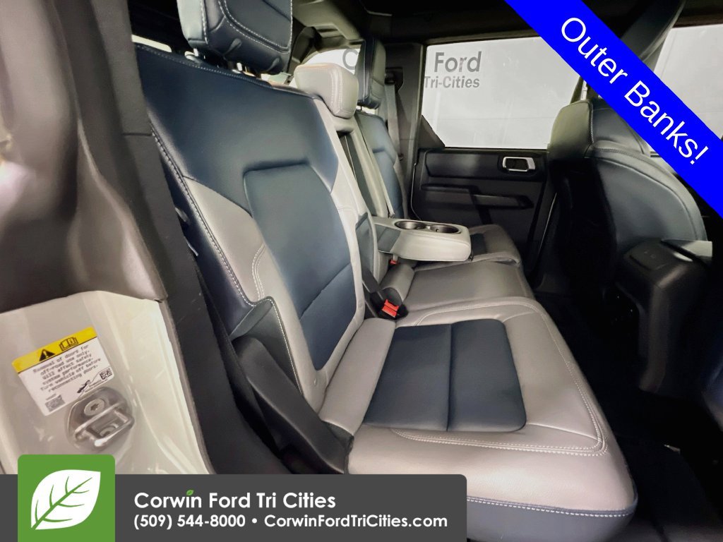 Used 2024 Ford Bronco Outer Banks AWD/4WD image 15