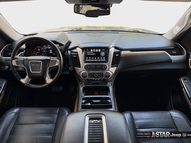 Used 2020 GMC Yukon XL Denali RWD image 9