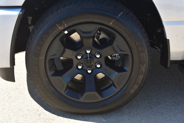New 2027 RAM 1500 Express AWD/4WD image 10