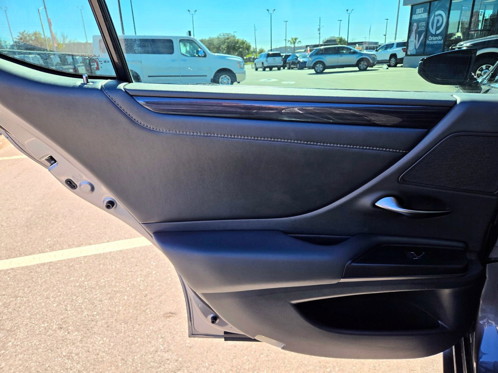 Used 2021 Lexus ES 350 w/ Premium Package FWD image 40
