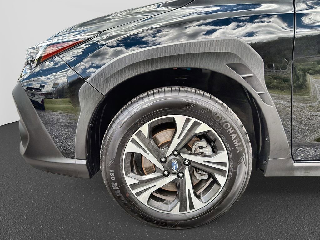 Certified 2025 Subaru Crosstrek 2.0i Premium AWD/4WD image 14