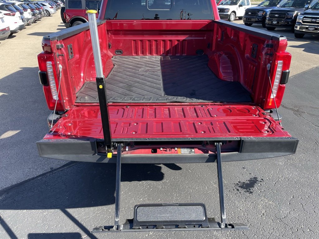 Used 2024 Ford F250 XLT w/ Black Appearance Package image 36