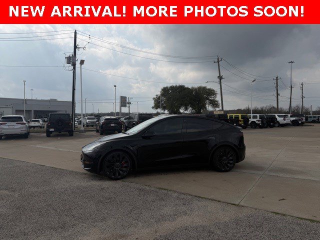 Used 2022 Tesla Model Y Performance image 3