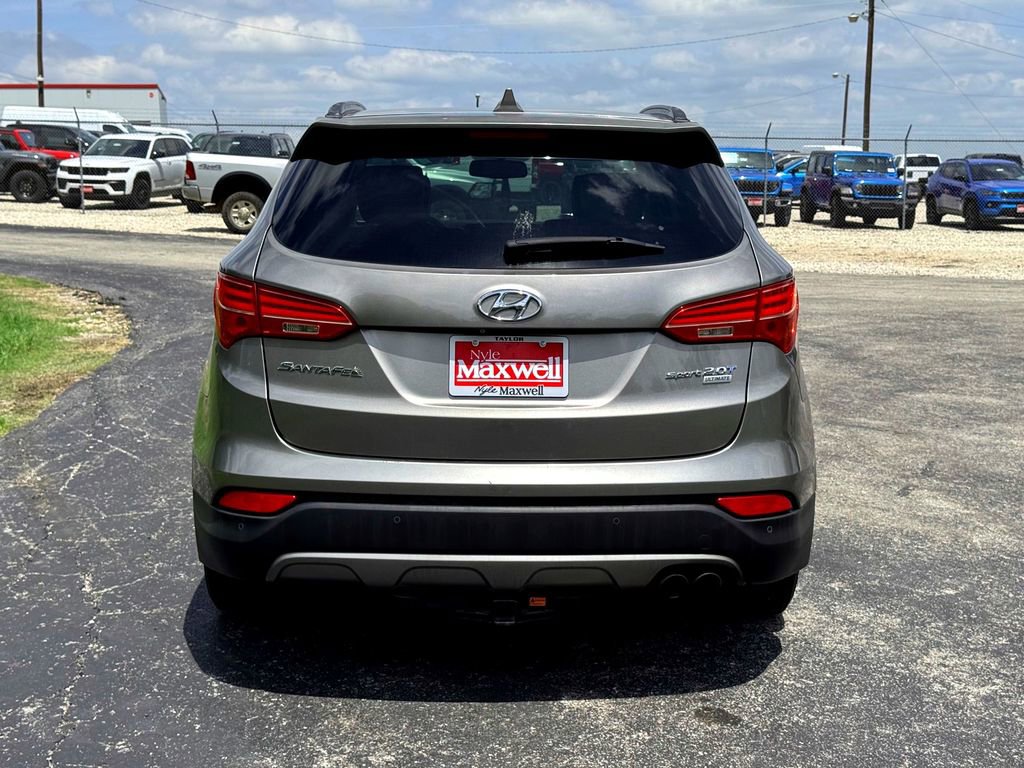 Used 2016 Hyundai Santa Fe Sport 2.0T w/ Option Group 05 FWD image 8