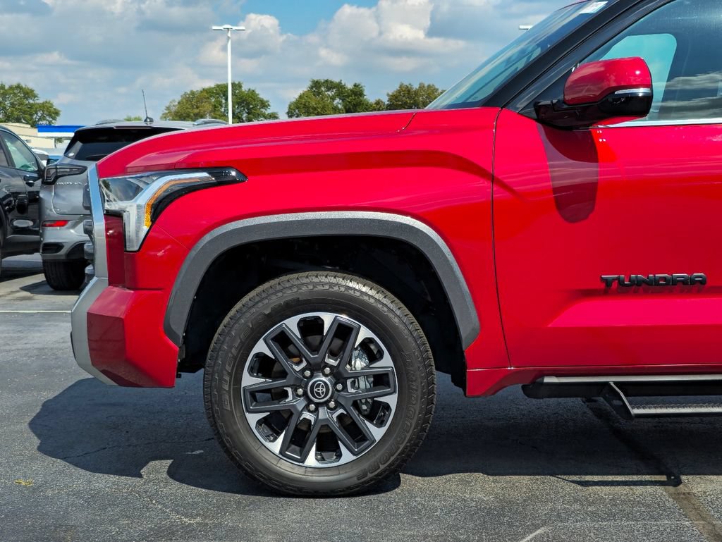 Used 2023 Toyota Tundra Limited w/ Power Package AWD/4WD image 34