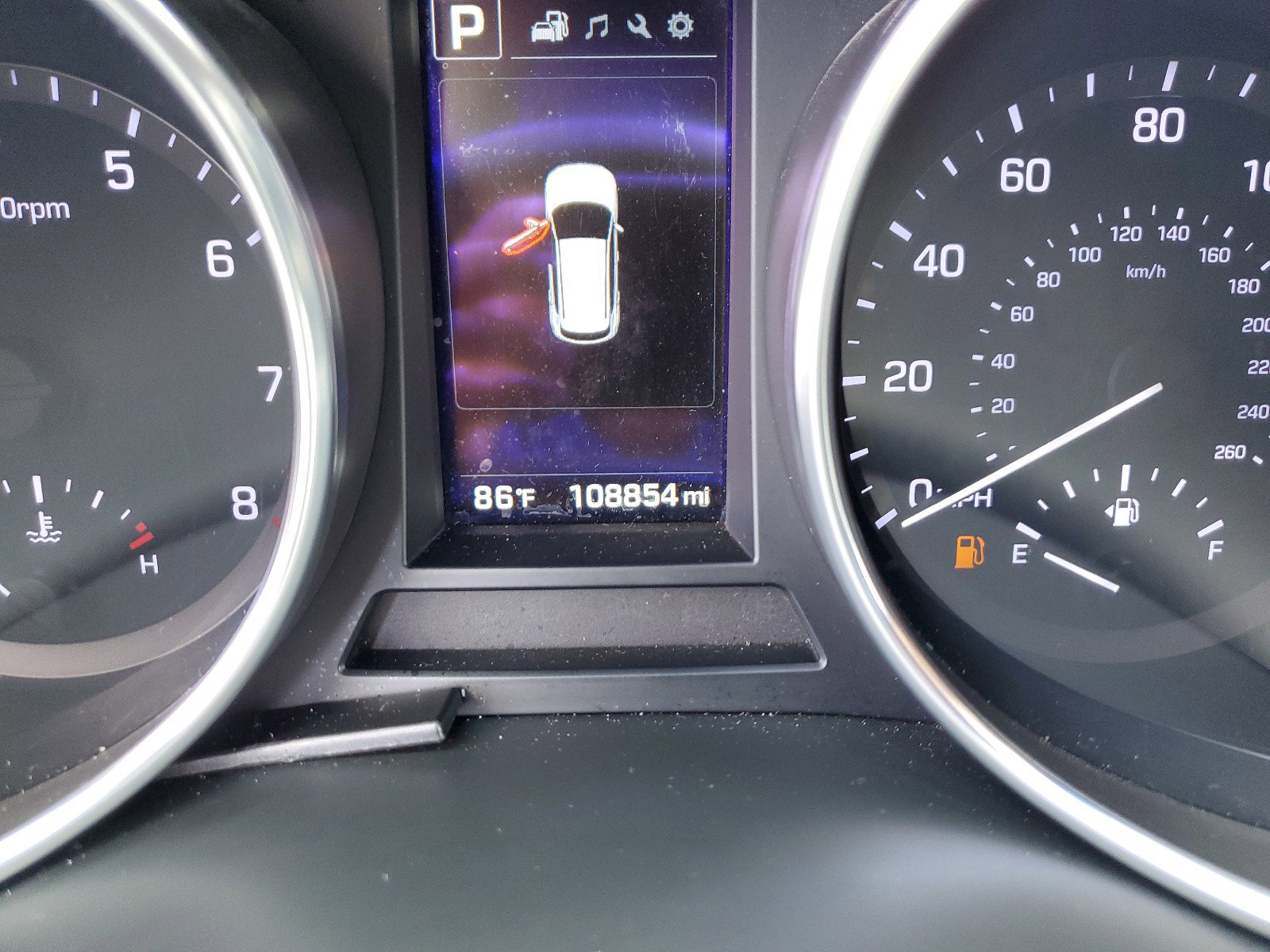 Used 2018 Hyundai Santa Fe Sport 2.0T w/ Cargo Package FWD image 23