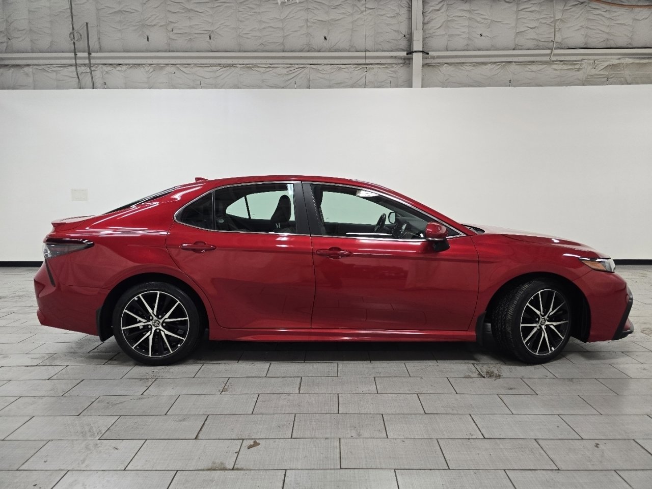 Certified 2023 Toyota Camry SE image 15