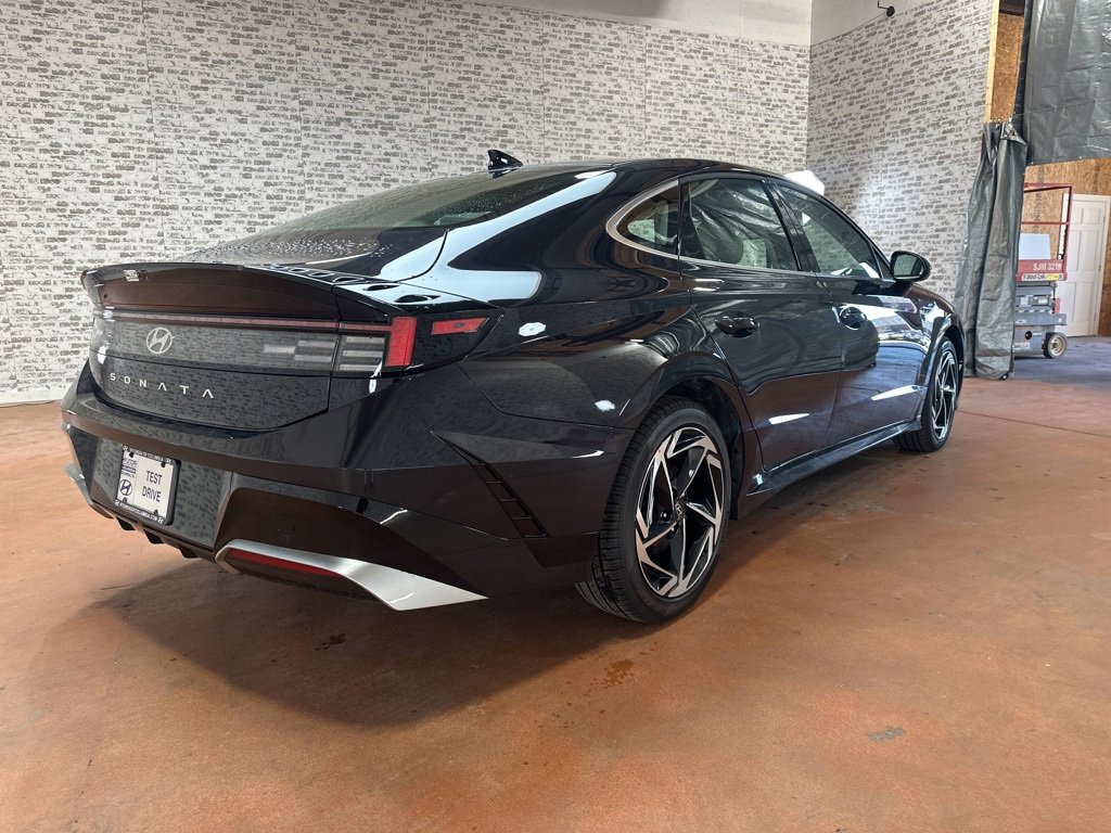 New 2026 Hyundai Sonata SEL image 7