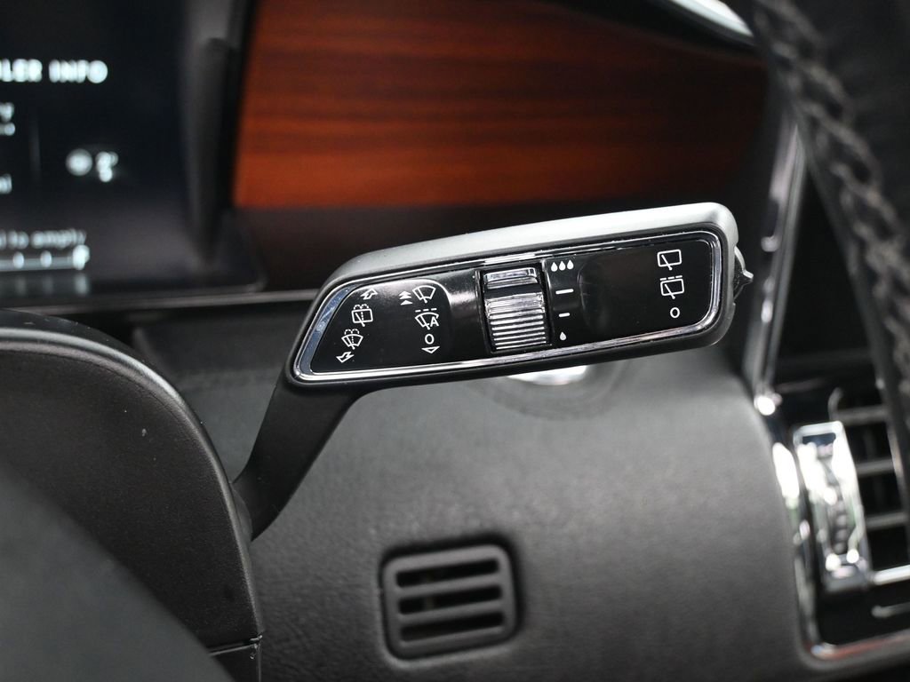 Used 2021 Lincoln Navigator L Reserve image 19