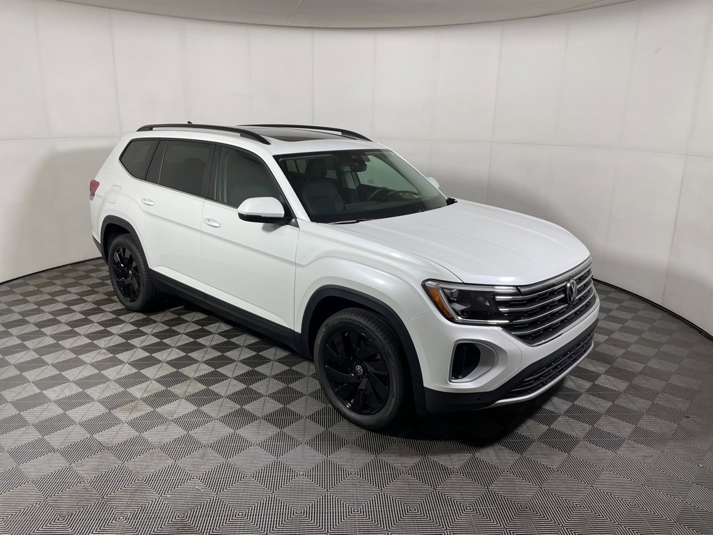 New 2026 Volkswagen Atlas SE