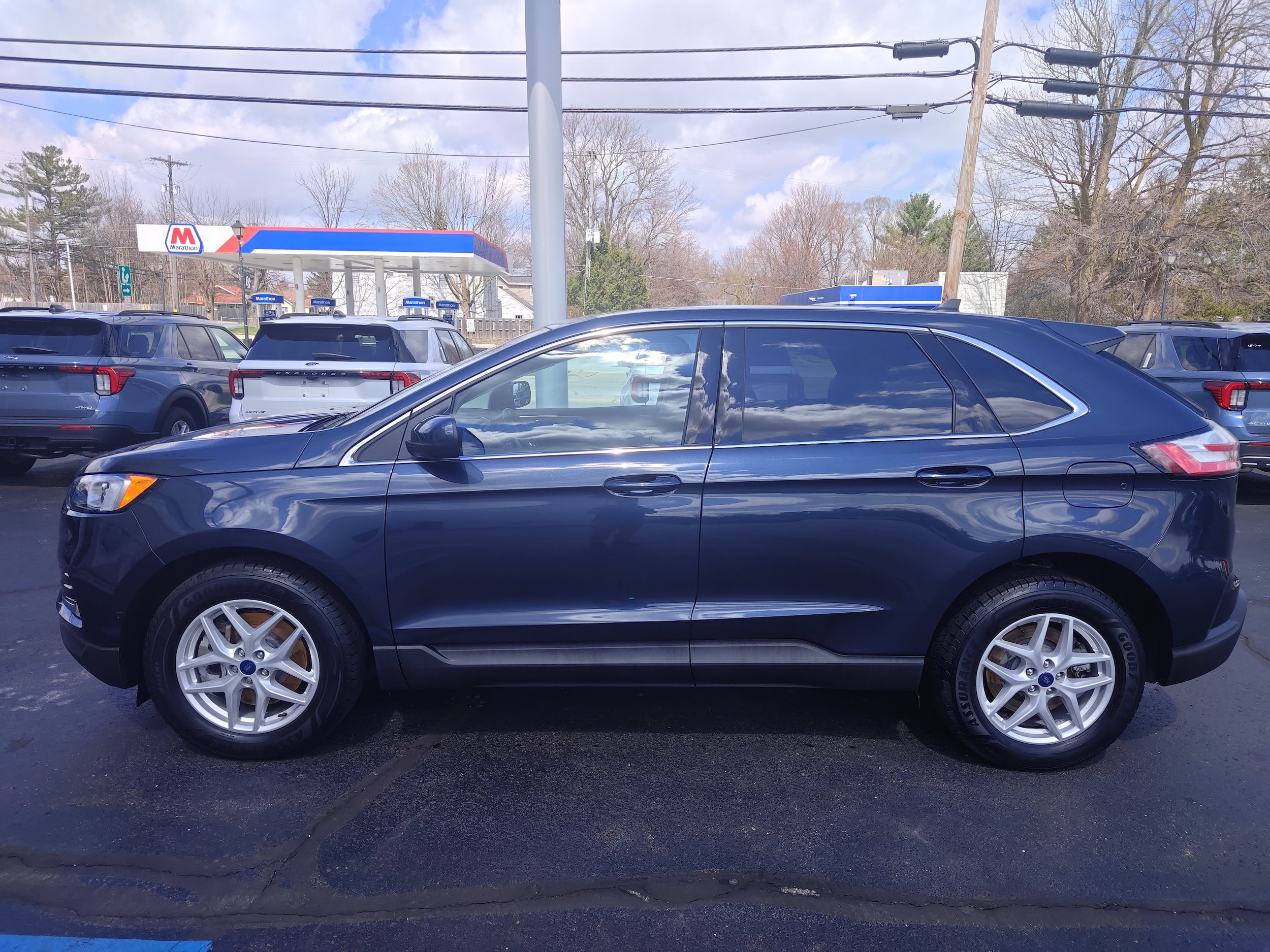 Used 2022 Ford Edge SEL w/ Convenience Package