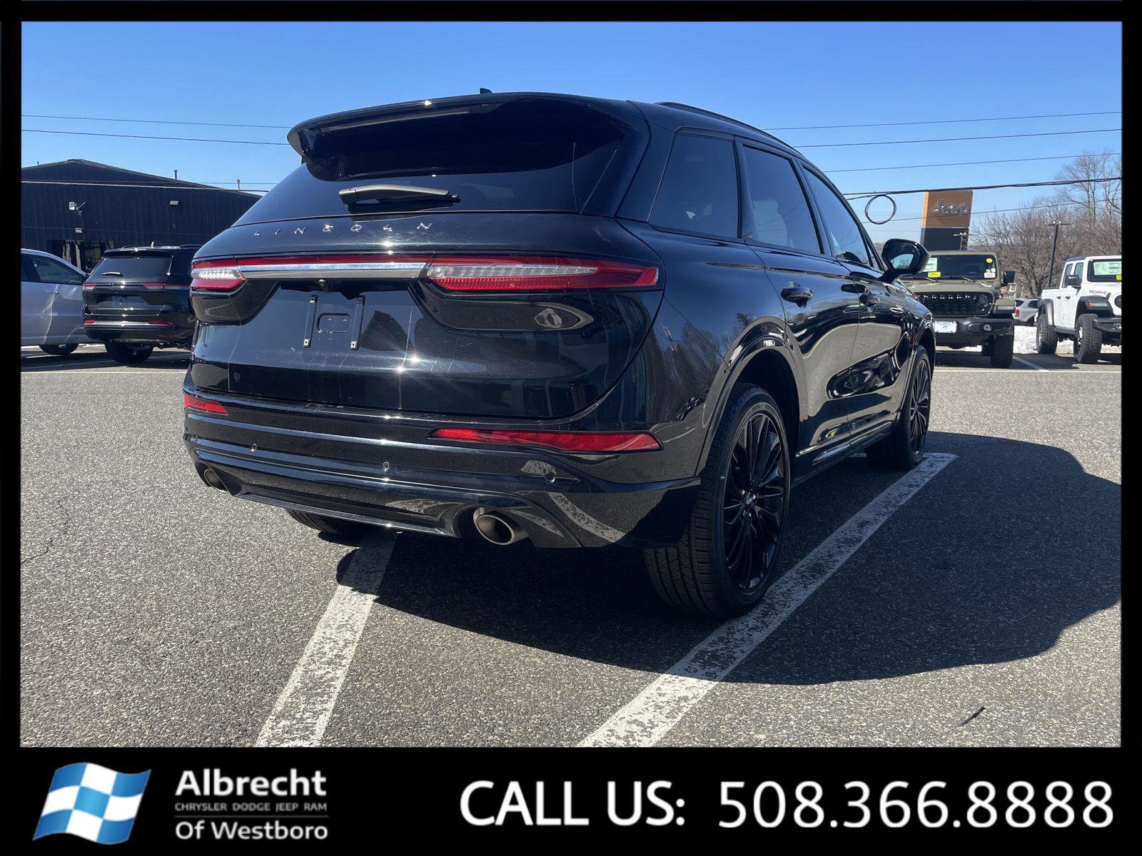 Used 2023 Lincoln Corsair Reserve w/ Equipment Group 201A image 5