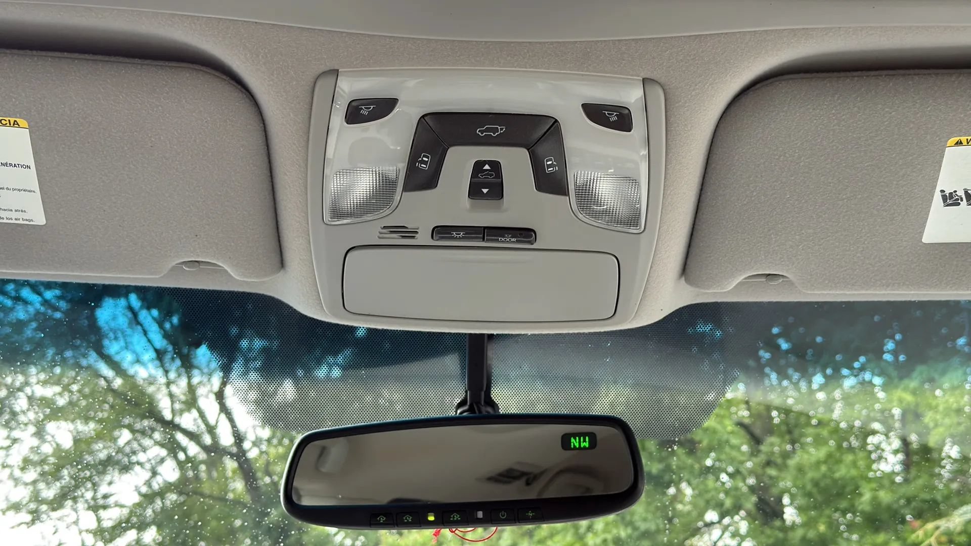Used 2013 Toyota Sienna XLE FWD image 30