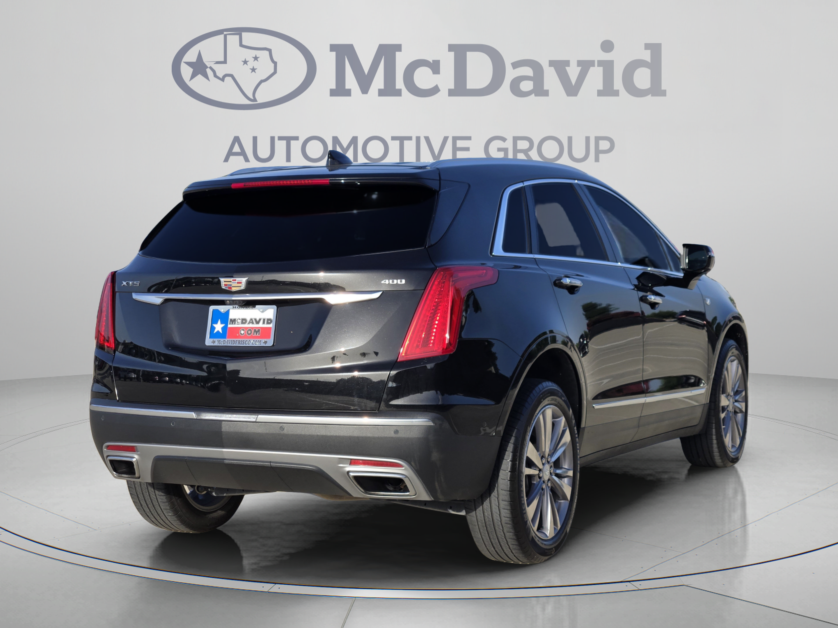 Used 2023 Cadillac XT5 Premium Luxury w/ Technology Package FWD image 6