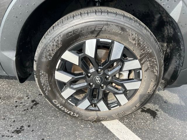 Used 2025 Hyundai Santa Cruz SEL image 8