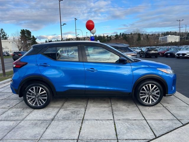 Used 2023 Nissan Kicks SV image 4