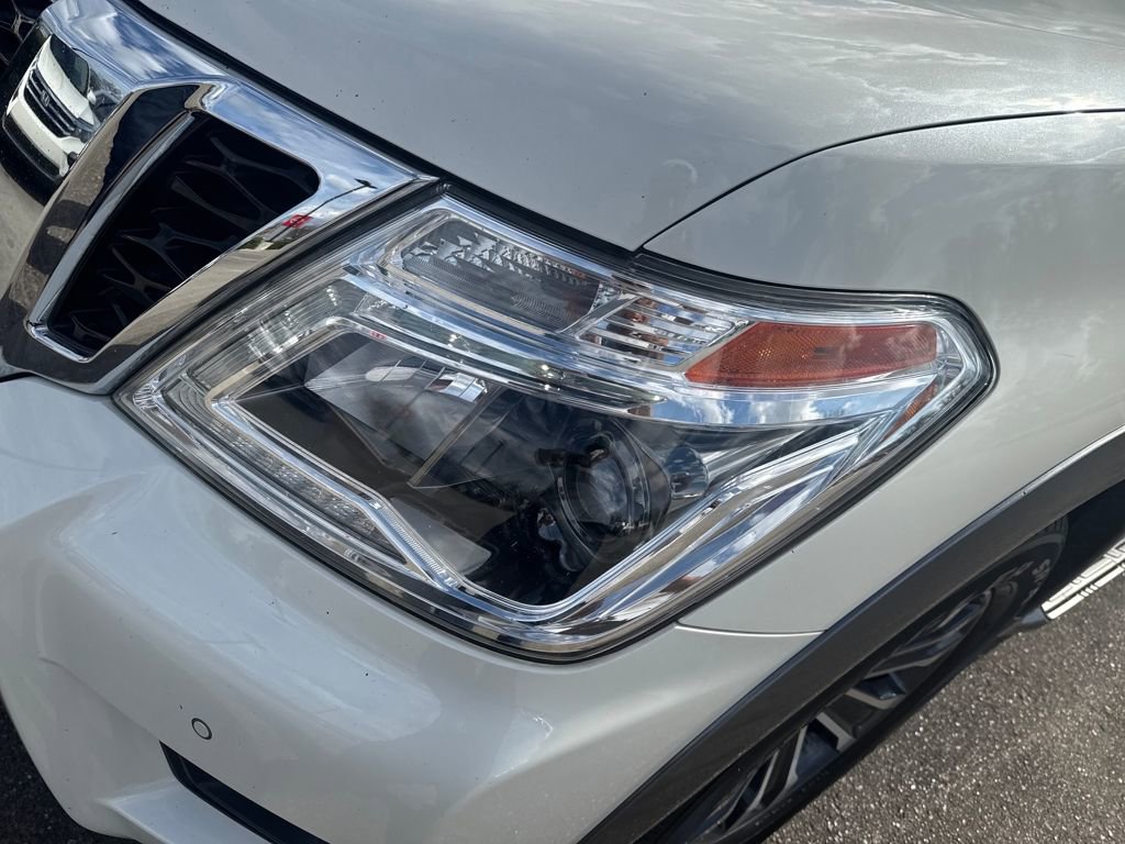 Used 2018 Nissan Armada SL w/ Premium Package image 34