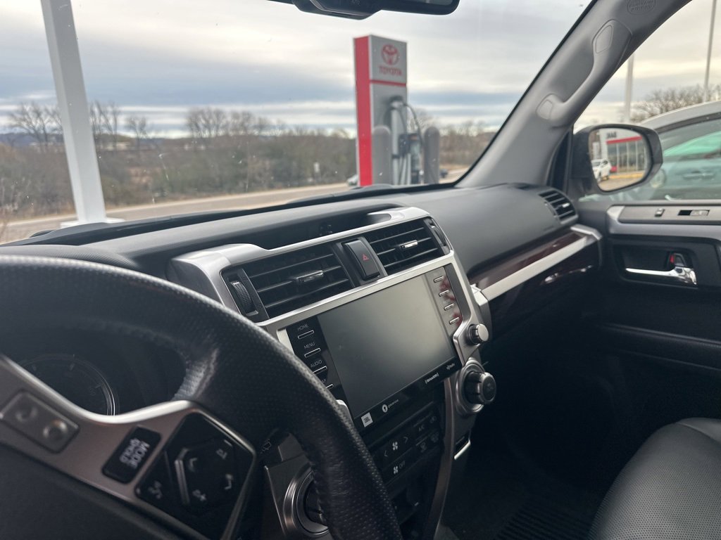 Used 2024 Toyota 4Runner Limited image 31