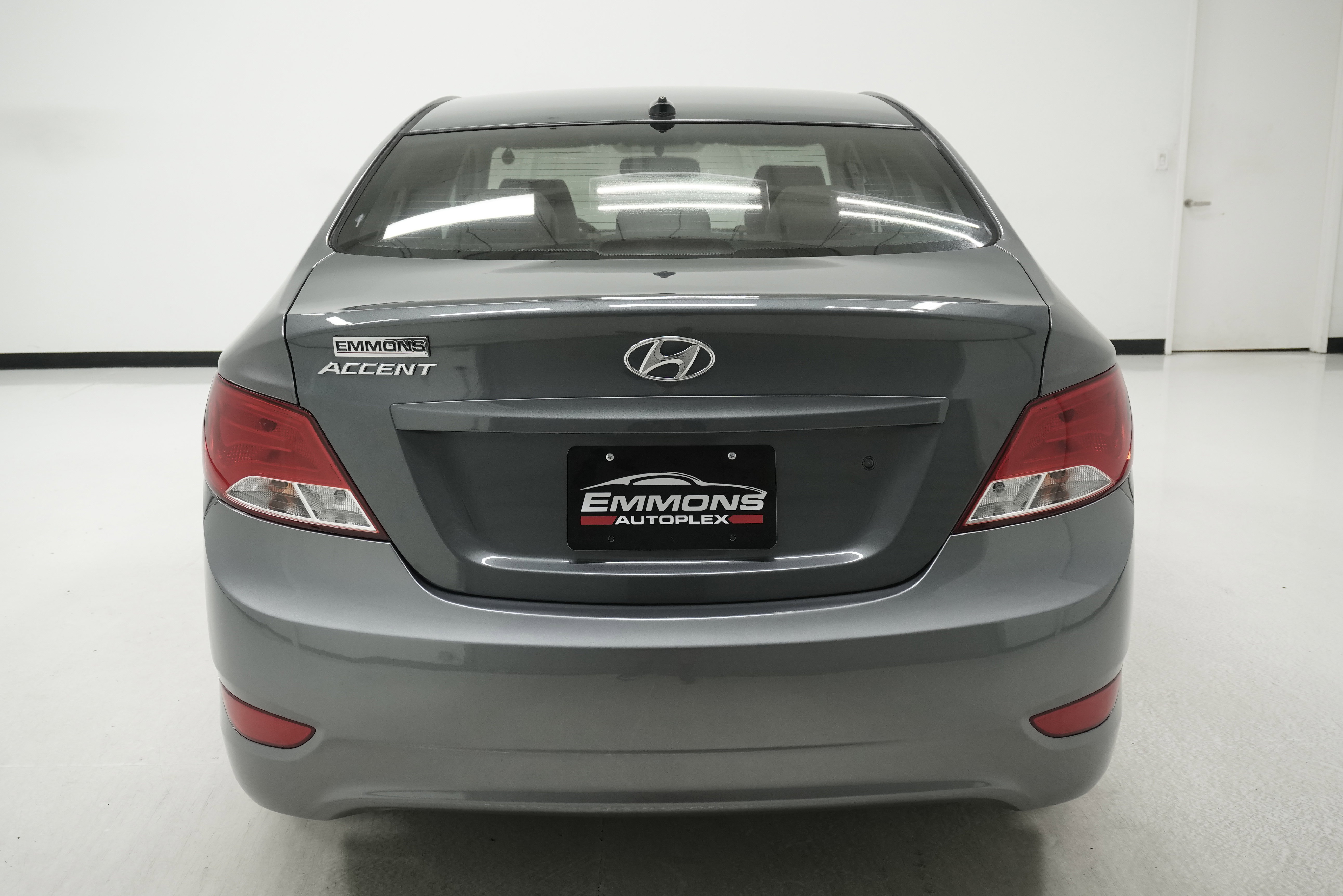 Used 2016 Hyundai Accent SE FWD image 5