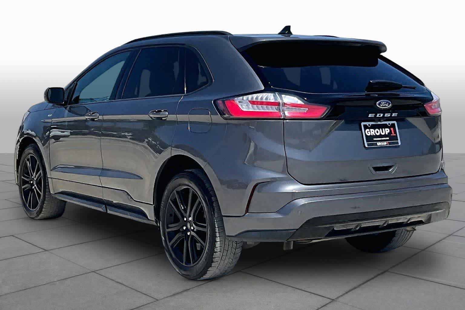 Used 2023 Ford Edge ST-Line AWD/4WD image 11