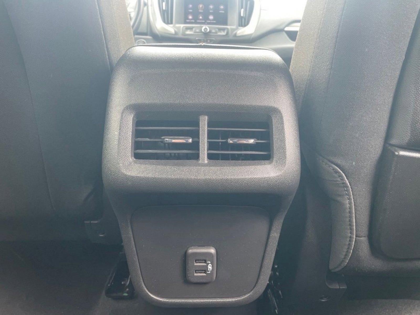 Used 2023 GMC Terrain SLE FWD image 19