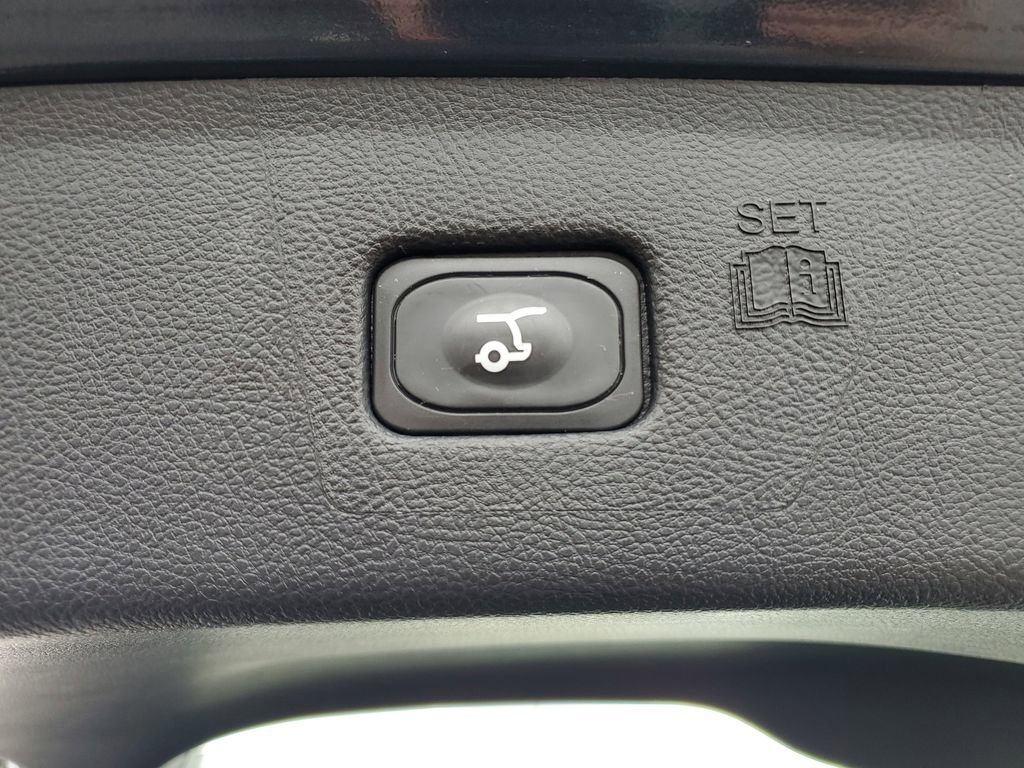 Used 2023 Ford Edge SEL w/ Convenience Package AWD/4WD image 33