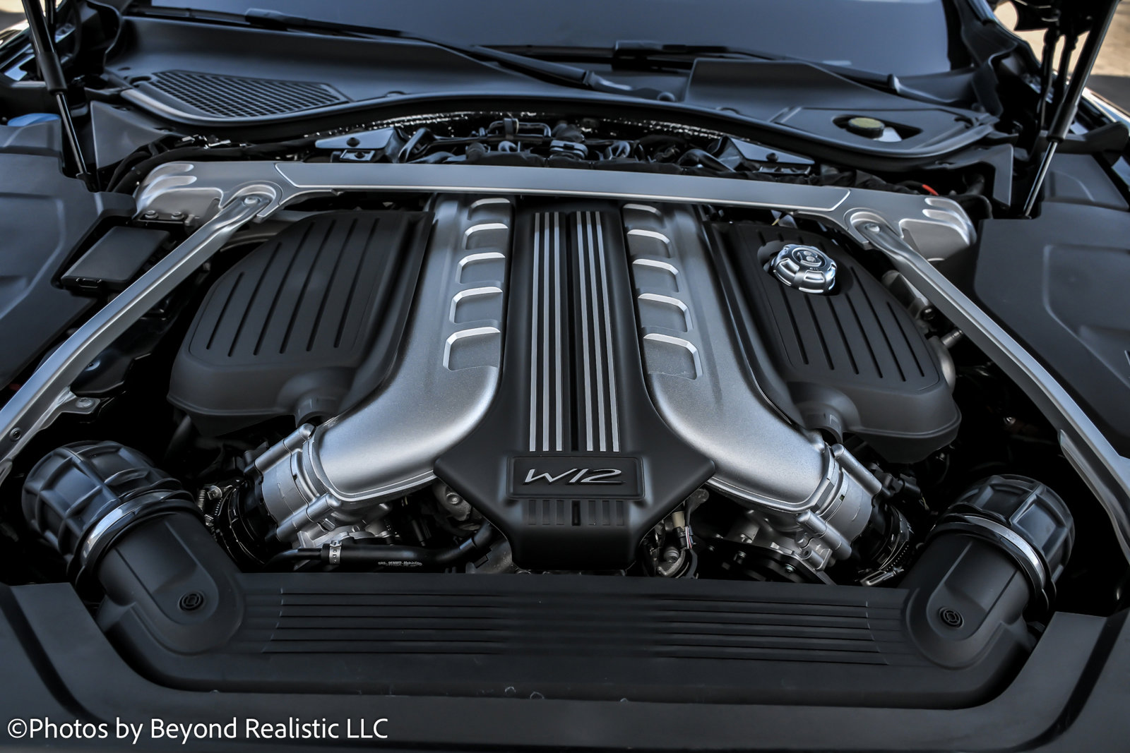 Used 2024 Bentley Flying Spur W12 image 18