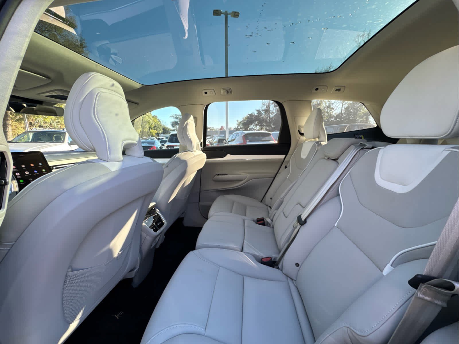 Certified 2025 Volvo EX90 Ultra image 20