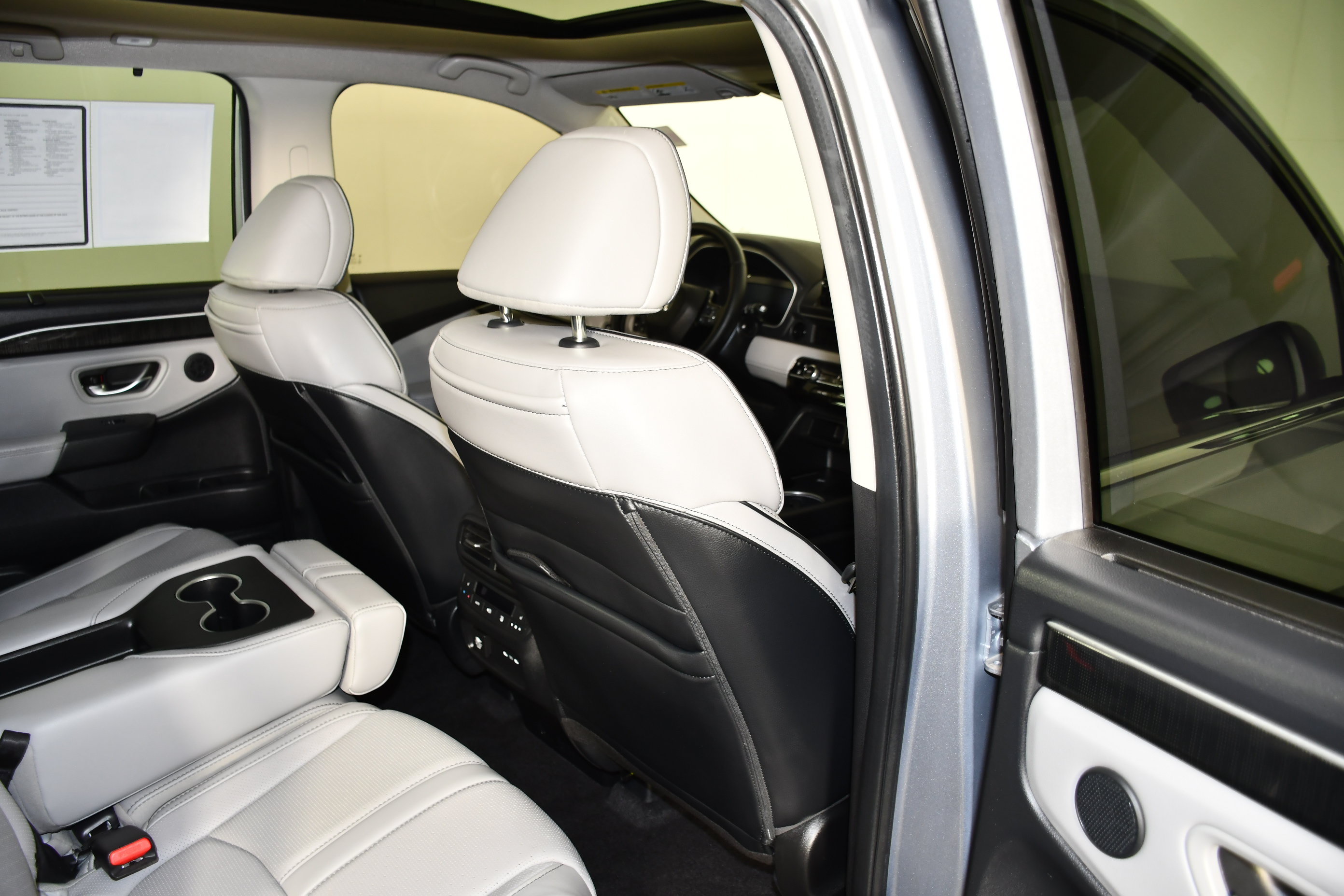 Certified 2025 Honda Pilot Elite image 45