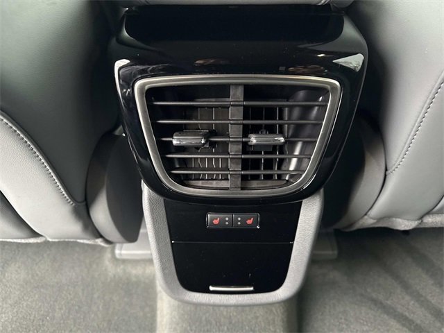 Used 2022 Lincoln Nautilus Reserve image 13