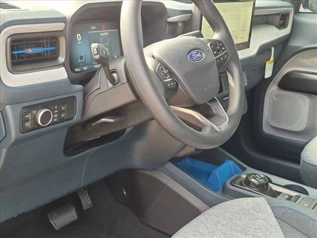 New 2026 Ford Maverick XLT FWD image 3