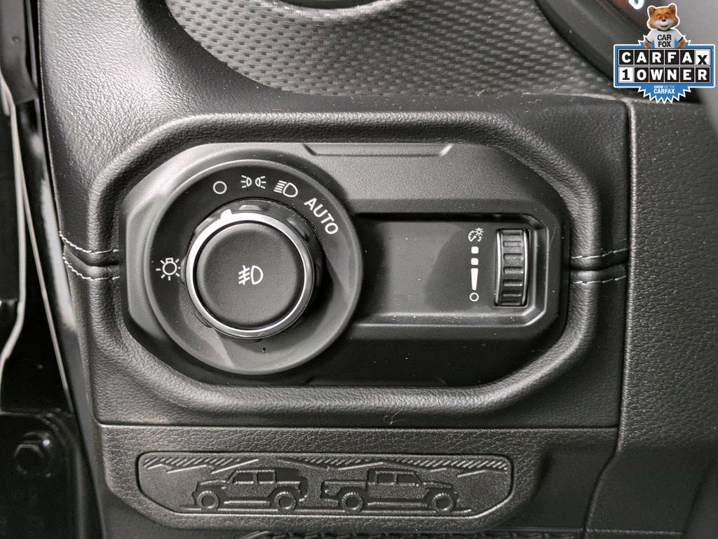 Used 2024 Jeep Wrangler Unlimited Rubicon w/ Technology Group image 22